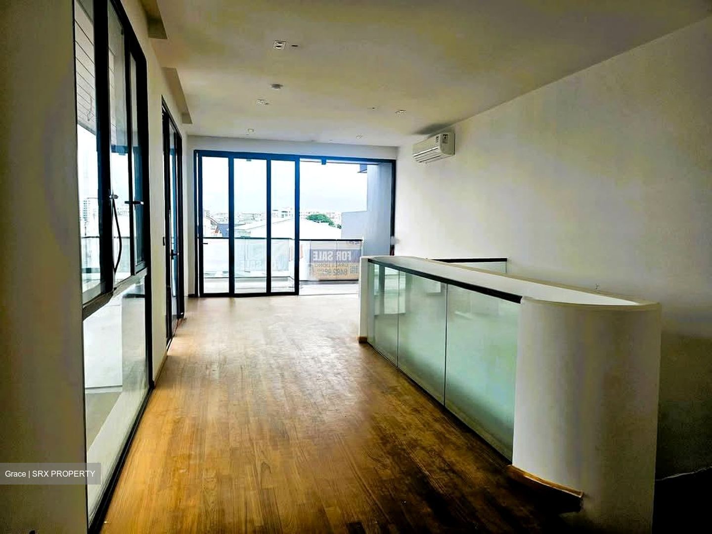 Parry Avenue (D19), Semi-Detached #555258291